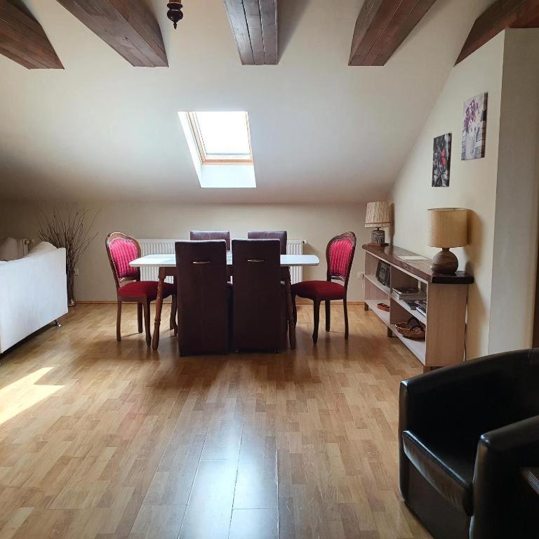 Vila De la Lugas Oradea Bagian luar foto
