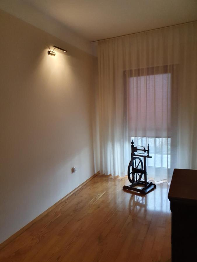 Vila De la Lugas Oradea Bagian luar foto